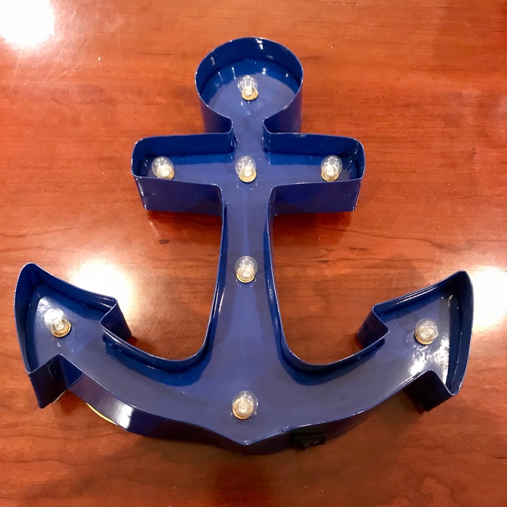 Anchor light
